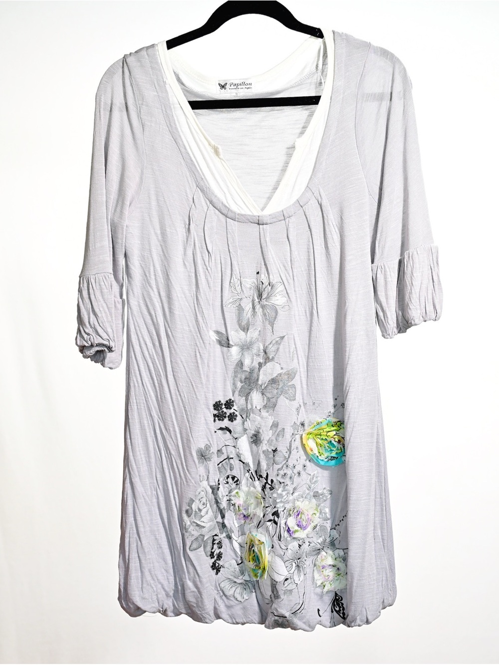 Papillon Blanc Light Gray Scoop-Neck Tunic with Floral Appliqué Accents